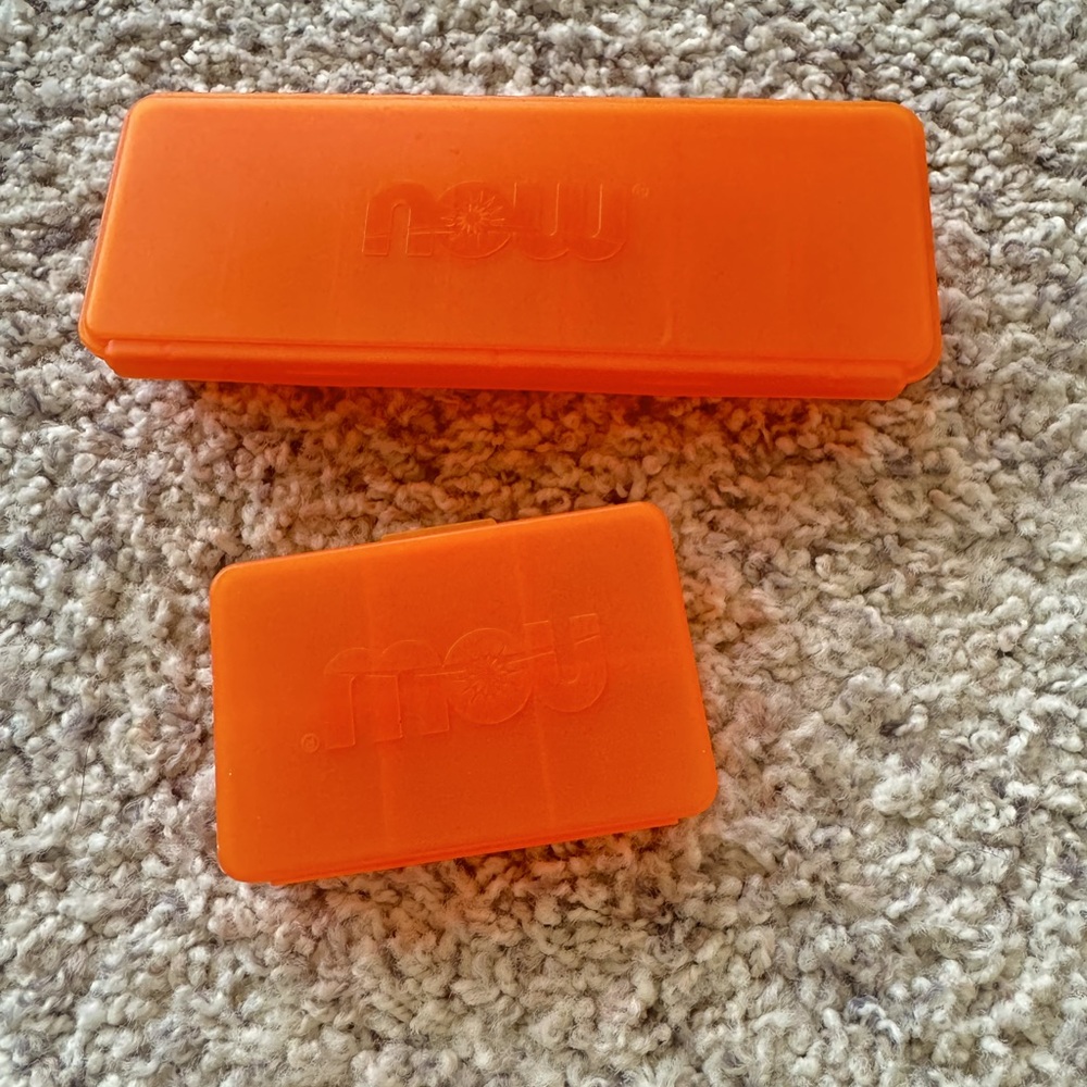 now foods pill case Set NEW
